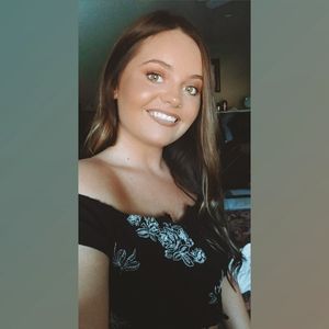 Meet your Posher, Tabatha